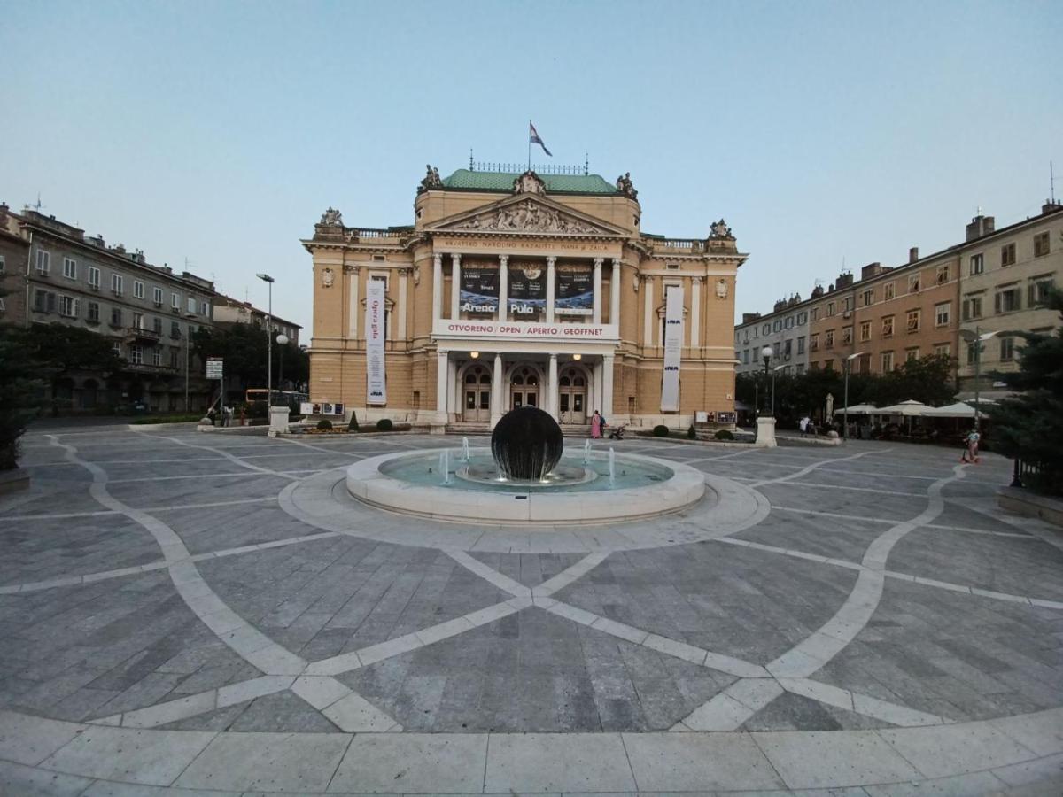 شقة In The Centar Of غييكا المظهر الخارجي الصورة